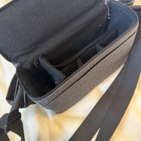 DJI Drone Shoulder Bag – NWT - Picture 2 of 3